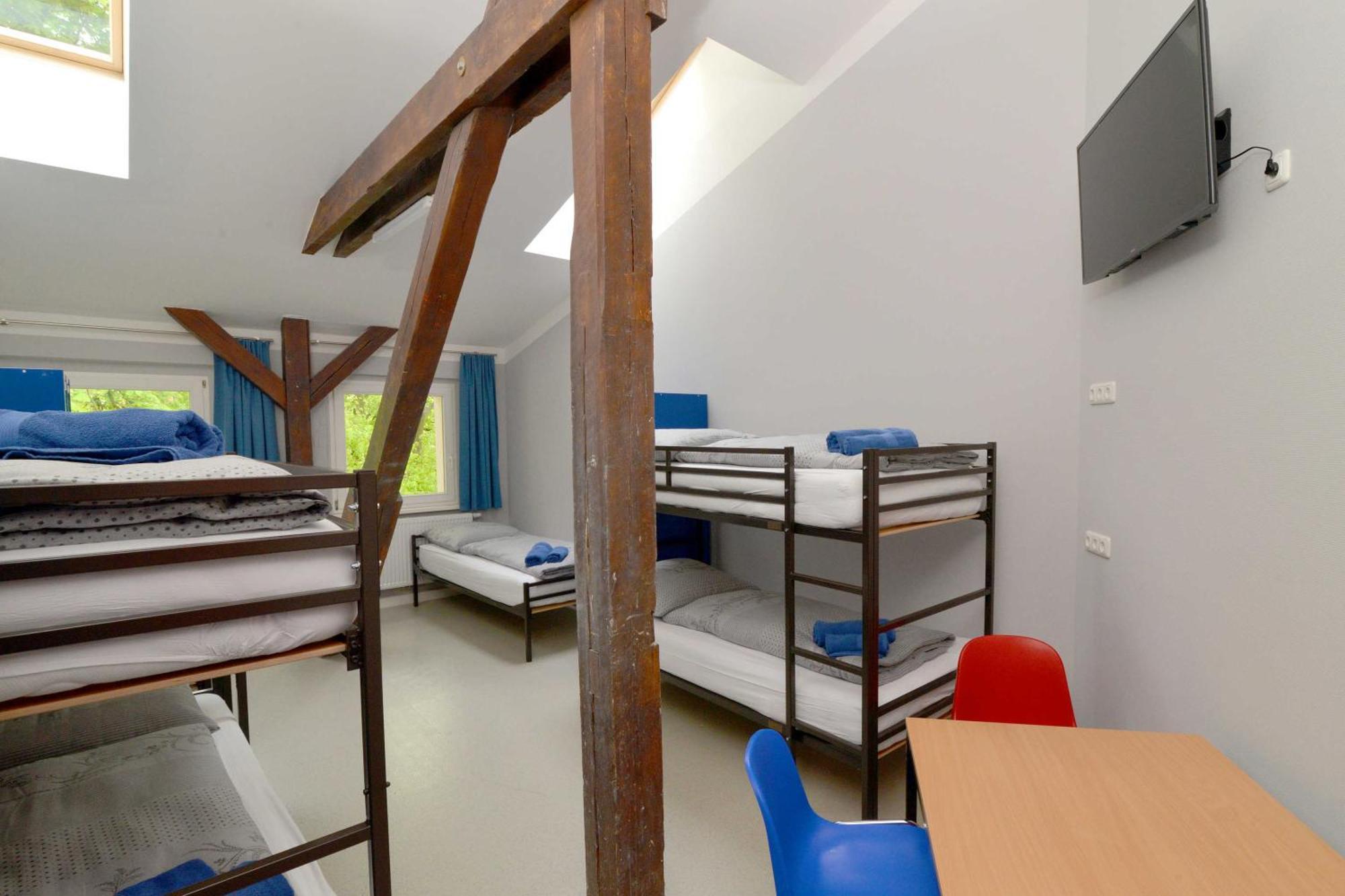 Hostel In 古本 外观 照片